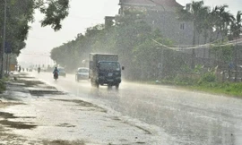 Nơi đầu tiên ở Hà Nội đón mưa, kết thúc nắng nóng kỷ lục