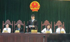 Chủ tọa công bố bản án sơ thẩm vụ 'đại án' OceanBank. Ảnh: Thanh Hà