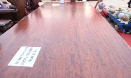 Chiếc sập gỗ Cẩm Lai nghìn năm tuổi giá hơn 3 tỷ ở Hà Nội