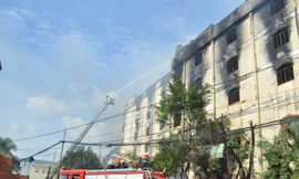Lửa lại bùng phát tại công ty may ở Cần Thơ