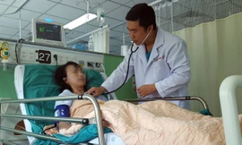 Cứu sống 2 phụ nữ mang túi phình động mạch não khổng lồ