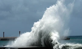 Áp thấp nhiệt đới tiếp tục dịch chuyển theo hướng Bắc