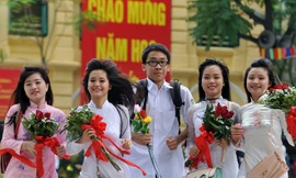 Ngày khai trường nắng trên toàn khu vực