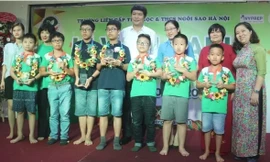 Trường liên cấp vinh danh học sinh đoạt học bổng