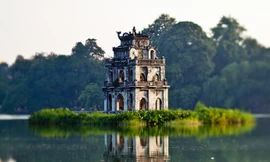 Hà Nội nhiệt tăng nhẹ, mưa lớn ở Trung Bộ