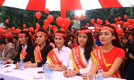 Một thập kỷ hành trình Chủ nhật Đỏ