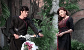 Người đẹp Thúy Diễm e ấp bên hot boy