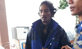 Ông Danish Christen Salins, quốc tịch Ấn Độ, đã được đưa vào đảo Lý Sơn điều trị. (Ảnh Chí Đại)