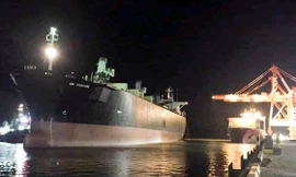 Tàu Uni Fortune (quốc tịch Panama) nơi xảy ra tai nạn - ảnh Tr. Định 