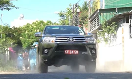 Tất cả bề mặt đường ở khu vực này đều được phun khử khuẩn - ảnh N.N