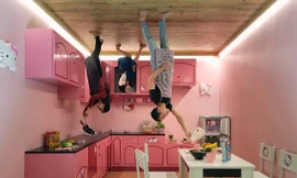 Nhà úp ngược 'hút' giới trẻ Đà Nẵng 