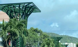 Thành ủy Vũng Tàu lên tiếng về tháp hoa bị cho 'phá vỡ không gian kiến trúc'