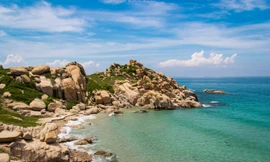 Khu bảo tồn biển Hòn Cau sẽ ra sao khi điều chỉnh chức năng?