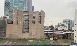 Bỏ đất trống sau 7 năm tháo dỡ, 'đất vàng' Thương xá Tax sẽ làm bãi giữ xe