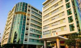 Trụ sở trường cao đẳng bị rao bán để siết nợ