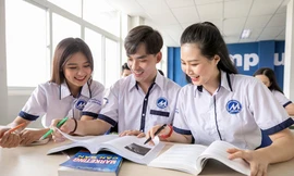 Hỗ trợ học phí cho sinh viên vì dịch COVID-19