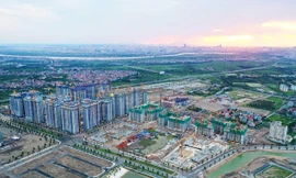 Giá căn hộ cũ, mới đồng loạt tăng giá