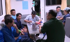 Bà Rịa - Vũng Tàu bắt quả tang 4 tàu cá vi phạm khai thác hải sản trên biển