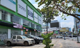 Mặt bằng ‘đất vàng’ cho thuê ở TPHCM ế chỏng chơ