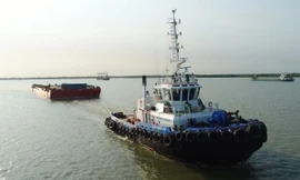 Hai thợ điện tử vong nghi ngạt khí trong hầm tàu