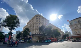 Cận cảnh toà nhà đầu tiên kết nối thẳng đến ga metro Bến Thành - Suối Tiên