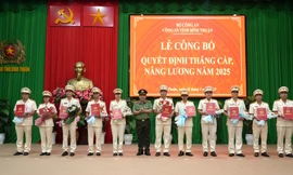 Bình Thuận, Ninh Bình: Hàng nghìn chiến sỹ công an được thăng cấp, nâng lương