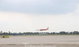 Thanh tra việc xây dựng đường cất, hạ cánh, đường lăn sân bay Tân Sơn Nhất