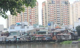 Lý do TPHCM vỡ kế hoạch di dời nhà trên và ven kênh rạch