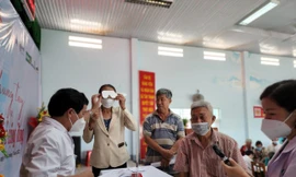 Tiền Phong và Bệnh viện 175 tổ chức chương trình 'Chung tay vì sức khỏe cộng đồng' tại Bình Thuận