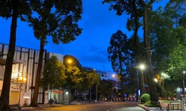 Hình ảnh những phố vắng thênh thang ở TPHCM sau 18 giờ