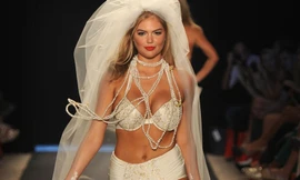 Sự quyến rũ của siêu mẫu 9X Victoria’s Secret