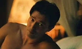 Cảnh khỏa thân gây tranh cãi trong phim có Lisa (BlackPink) 