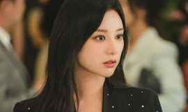 Đẳng cấp đồ hàng hiệu của 'CEO tài phiệt' Kim Ji Won