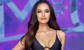 Á hậu Hoàn vũ bị tước danh hiệu đáp trả