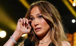 Jennifer Lopez nói về Ben Affleck: 'Nỗi đau ly hôn giết chết tôi'