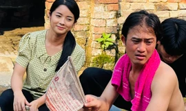 Doãn Quốc Đam tiếp tục đóng cặp với Lệ Quyên 'Phố trong làng'