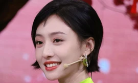 Nữ diễn viên Hồ Liên Hinh xuất hiện giữa bê bối lộ clip 20 phút