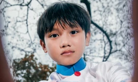 Nhà có ba anh em ruột làm người mẫu