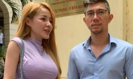 Ngân 98 và ca sĩ Lương Bằng Quang làm việc với Sở Thông tin - Truyền thông TPHCM