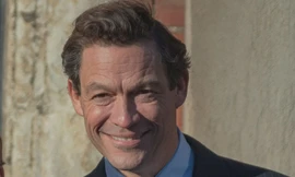 Nam diễn viên đóng vai Vua Charles bất hòa với Harry