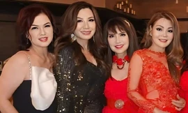 Showbiz 17/10: Vợ Chí Tài trẻ trung bên Trizzie Phương Trinh, Thanh Mai, chia sẻ cuộc sống hiện tại