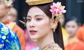 Nhan sắc nữ diễn viên được chọn diễu hành trên lưng trâu ở lễ hội