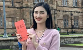 Hình ảnh Hoa hậu Ý Nhi khi du học Australia