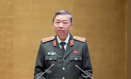 Lo dùng thẻ căn cước gắn chip bị theo dõi, Bộ trưởng Công an nói gì?