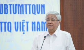 Cán bộ thấy sai mà không nói cũng là 'tự diễn biến', 'tự chuyển hóa'