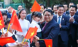 Thủ tướng mong kiều bào nêu cao lòng tự hào dân tộc, tinh thần đoàn kết 