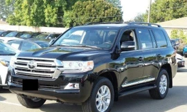 Gần như không có mẫu xe Land Cruiser nhập khẩu mới về Việt Nam.