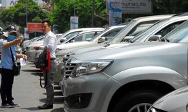 Từ ngày 1/6, TP.HCM bắt đầu tăng phí đậu ô tô dưới lòng đường.