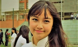 Nguyễn Linh Chi, sinh năm 1996 hiện đang là sinh viên năm cuối ngành Sinh học phân tử, ĐH Colgate.