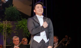 Du học sinh Việt điển trai 2 lần giành giải Nhất cuộc thi thanh nhạc quốc tế